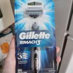 GILLETTE Mach3 Aparelho de Barbear Reutilizável, 1 Cabo 1 Carga com 3 Lâminas